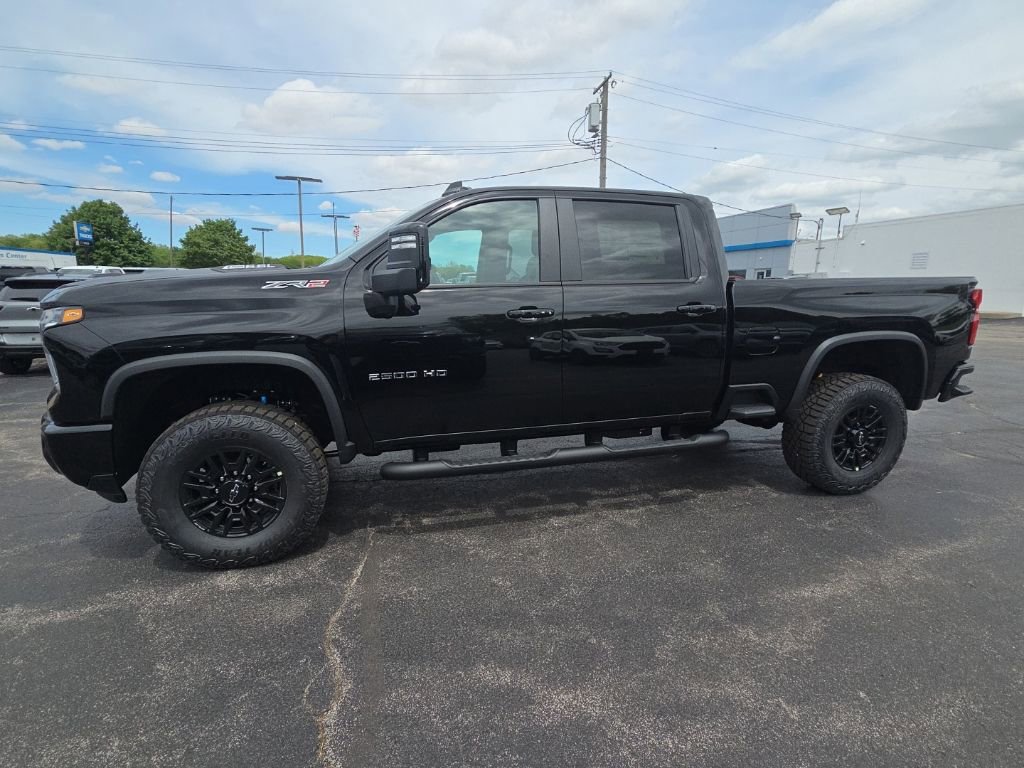 New 2026 Chevrolet Silverado 2500 ZR2 AWD/4WD image 4
