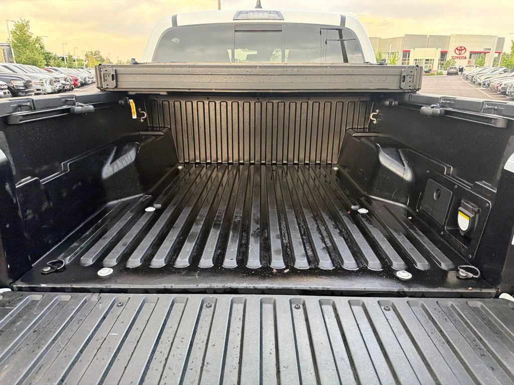 Used 2023 Toyota Tacoma TRD Off-Road w/ Black Out Package (TMS) AWD/4WD image 16