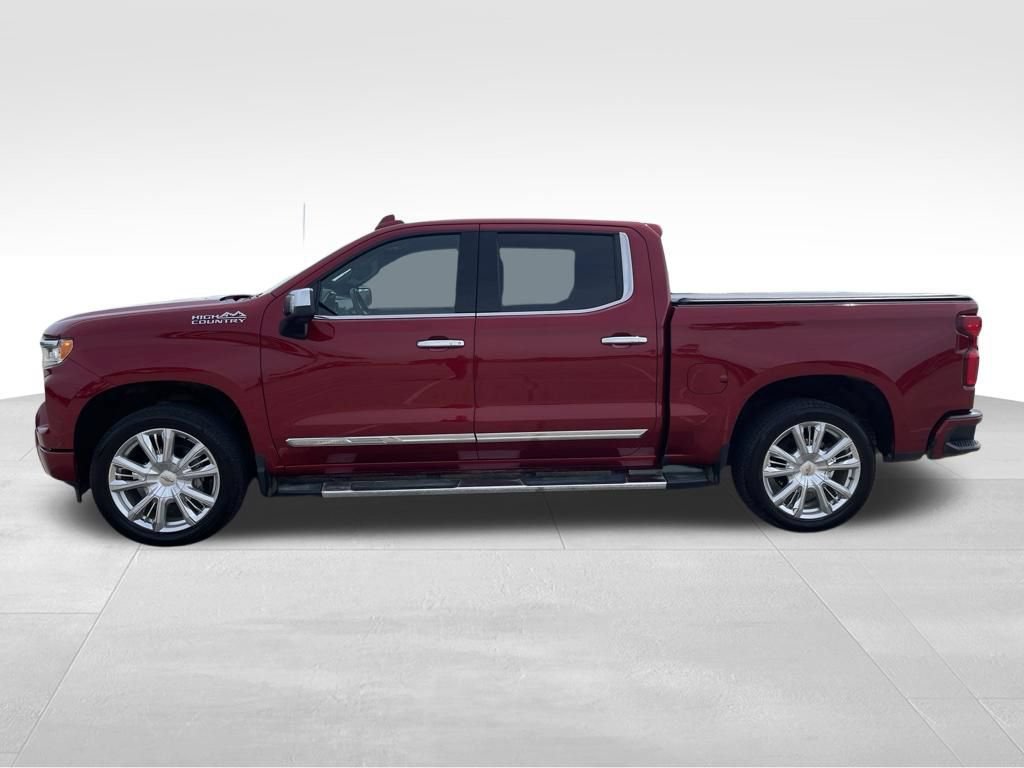 Used 2025 Chevrolet Silverado 1500 High Country AWD/4WD image 4