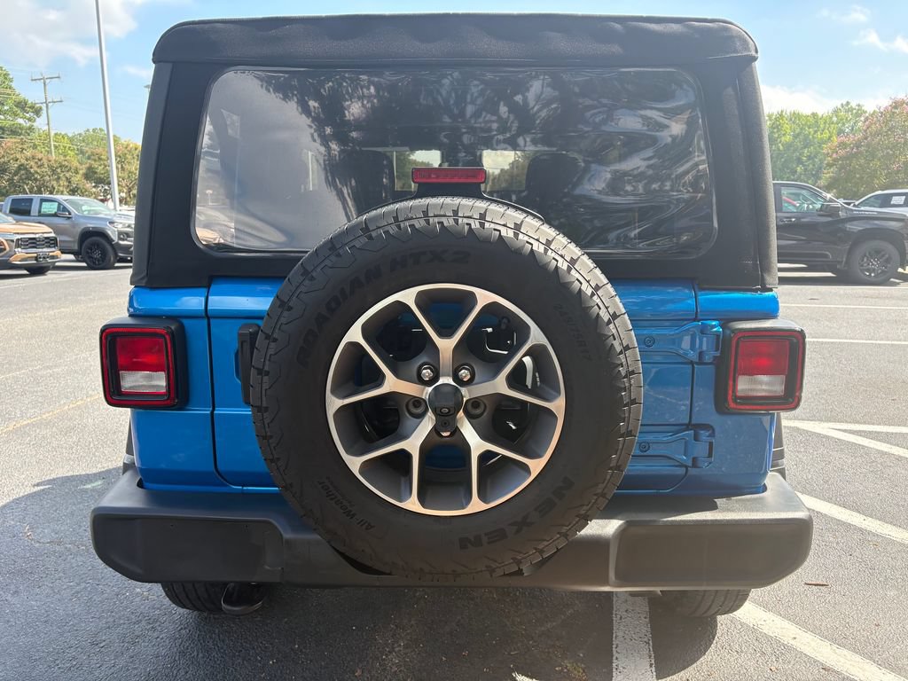 Used 2024 Jeep Wrangler Sport AWD/4WD image 14