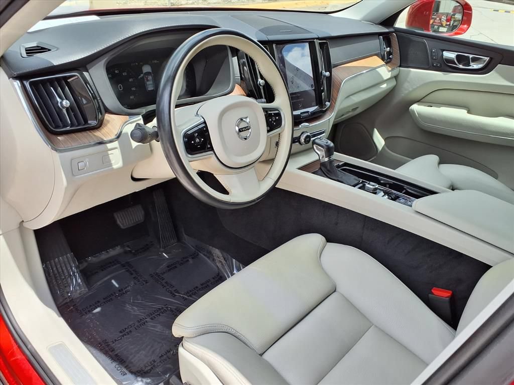 Used 2020 Volvo XC60 T5 Inscription w/ Protection Package Premier FWD image 18