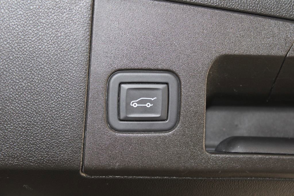 Used 2024 Cadillac XT5 Premium Luxury image 16