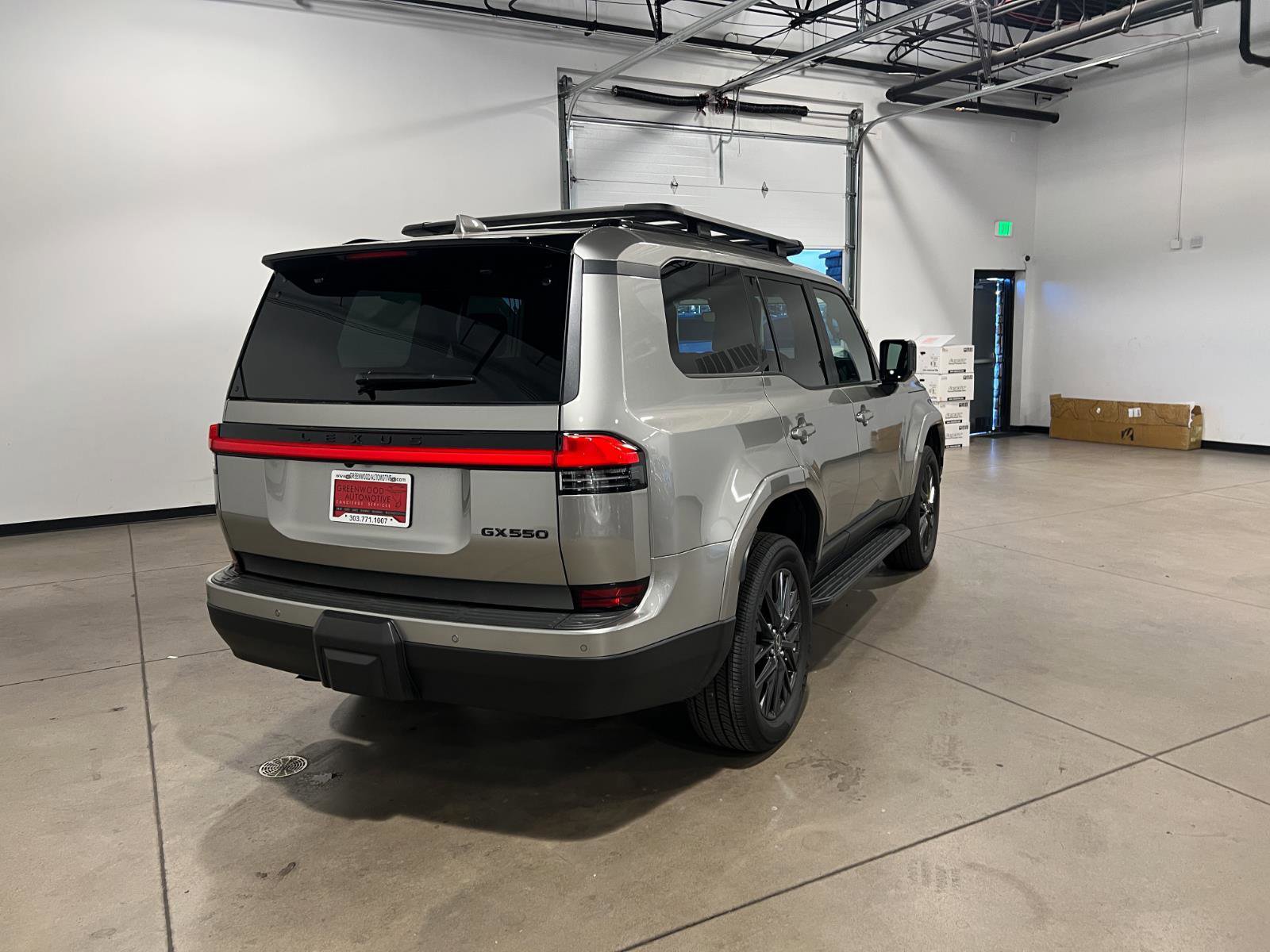 Used 2024 Lexus GX 550 w/ Accessory Package (31) image 3