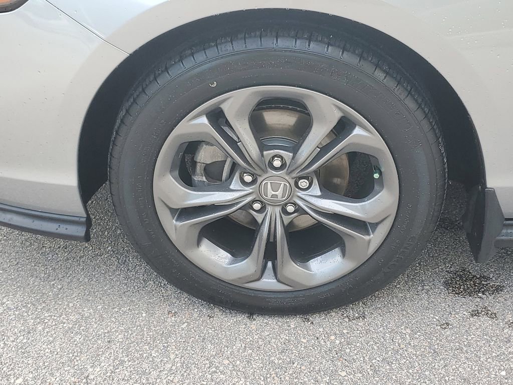 Used 2023 Honda Accord EX image 11