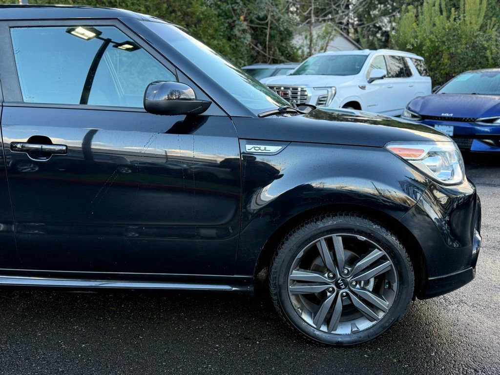 Used 2016 Kia Soul + w/ Tarmac Special Edition FWD image 17
