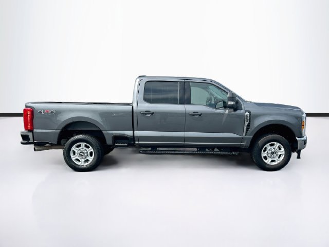 Certified 2025 Ford F250 XLT AWD/4WD image 11