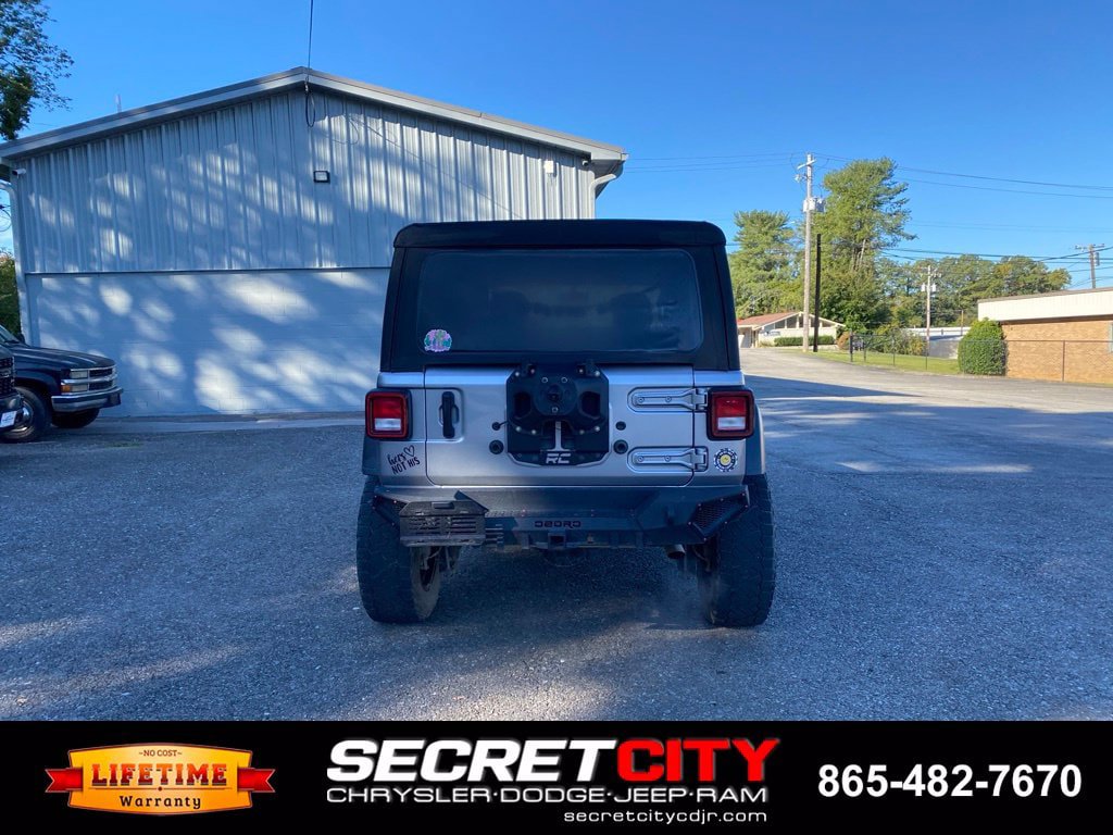 Used 2021 Jeep Wrangler Unlimited Sport AWD/4WD image 6