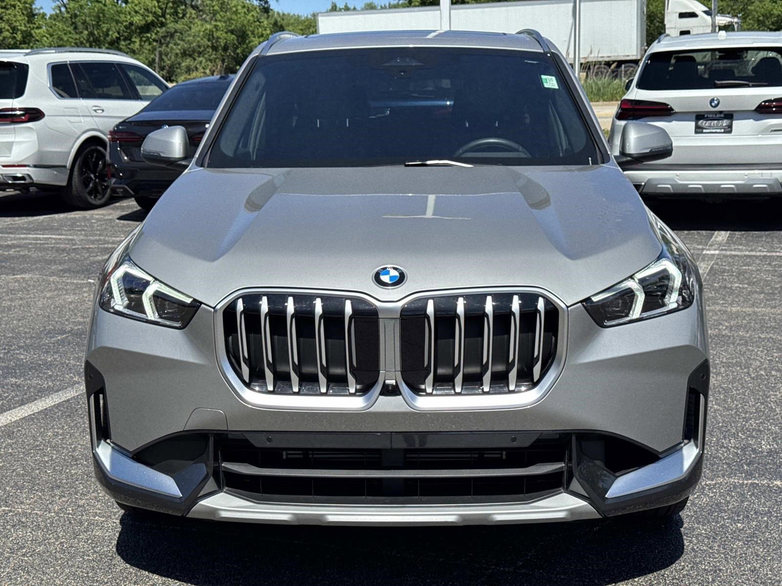 Used 2026 BMW X1 xDrive28i AWD/4WD image 2
