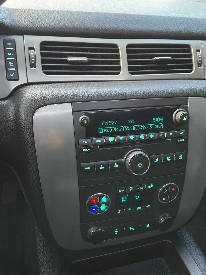 Used 2009 Chevrolet Tahoe LT w/ Luxury Package image 21