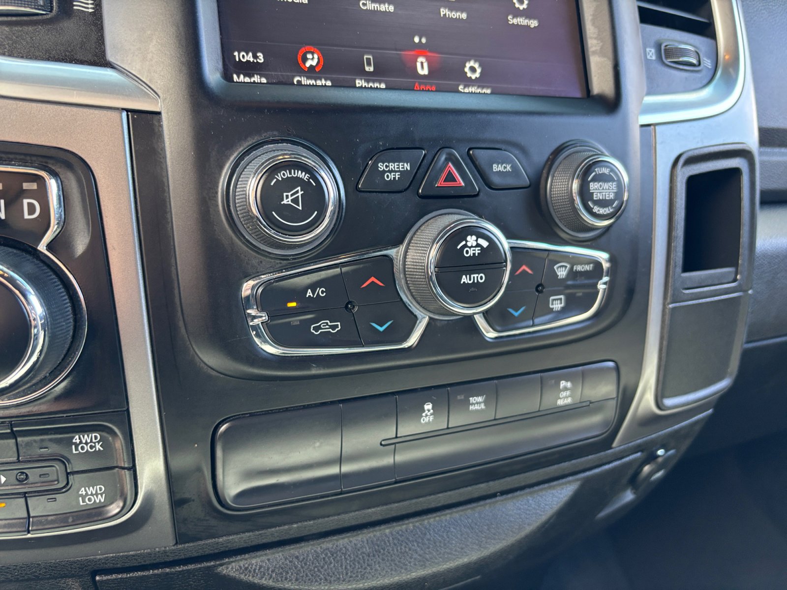 Used 2021 RAM 1500 Classic Warlock w/ Electronics Group image 31