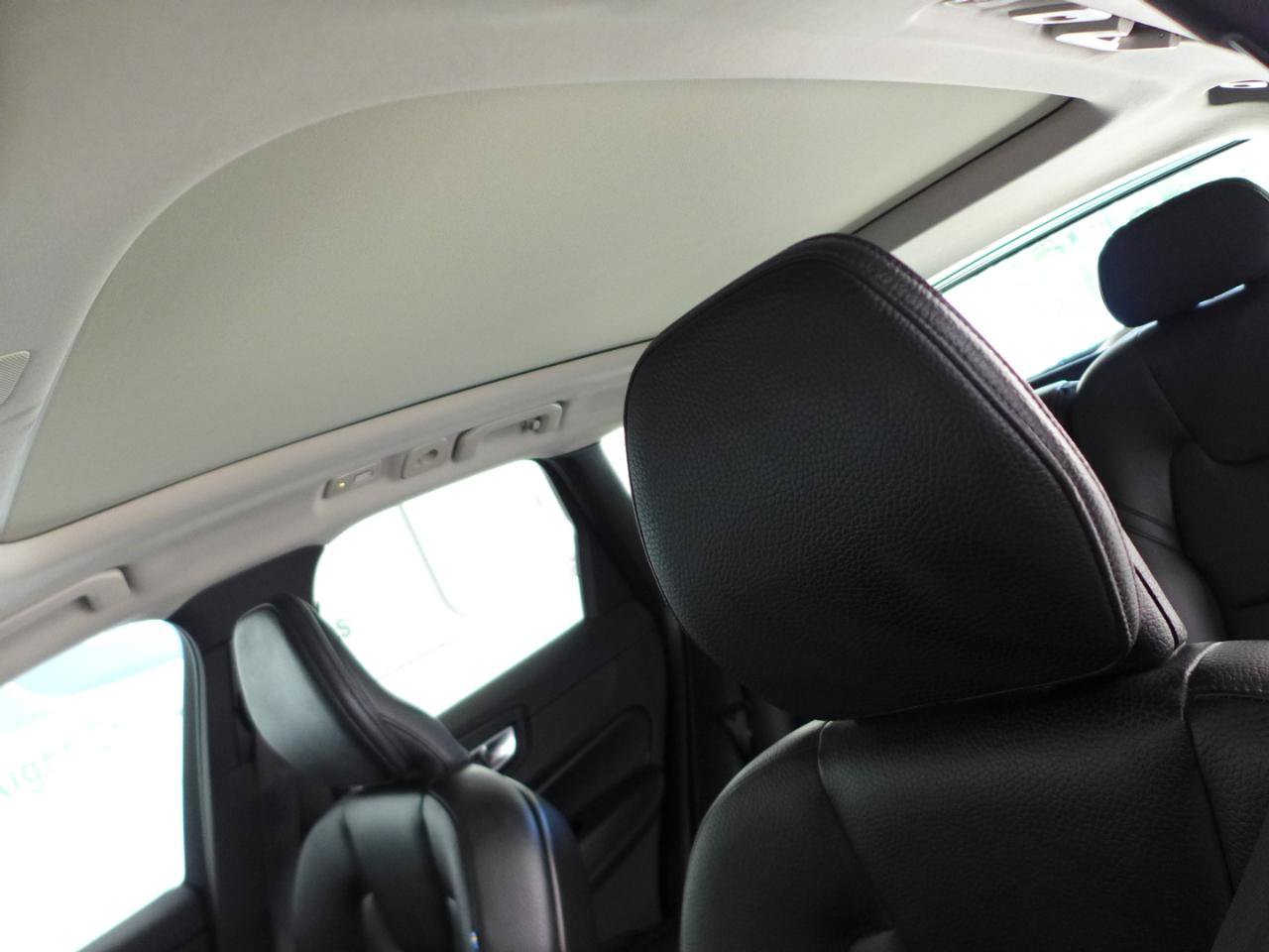 Used 2023 Volvo XC60 B5 Plus w/ Climate Package AWD/4WD image 57