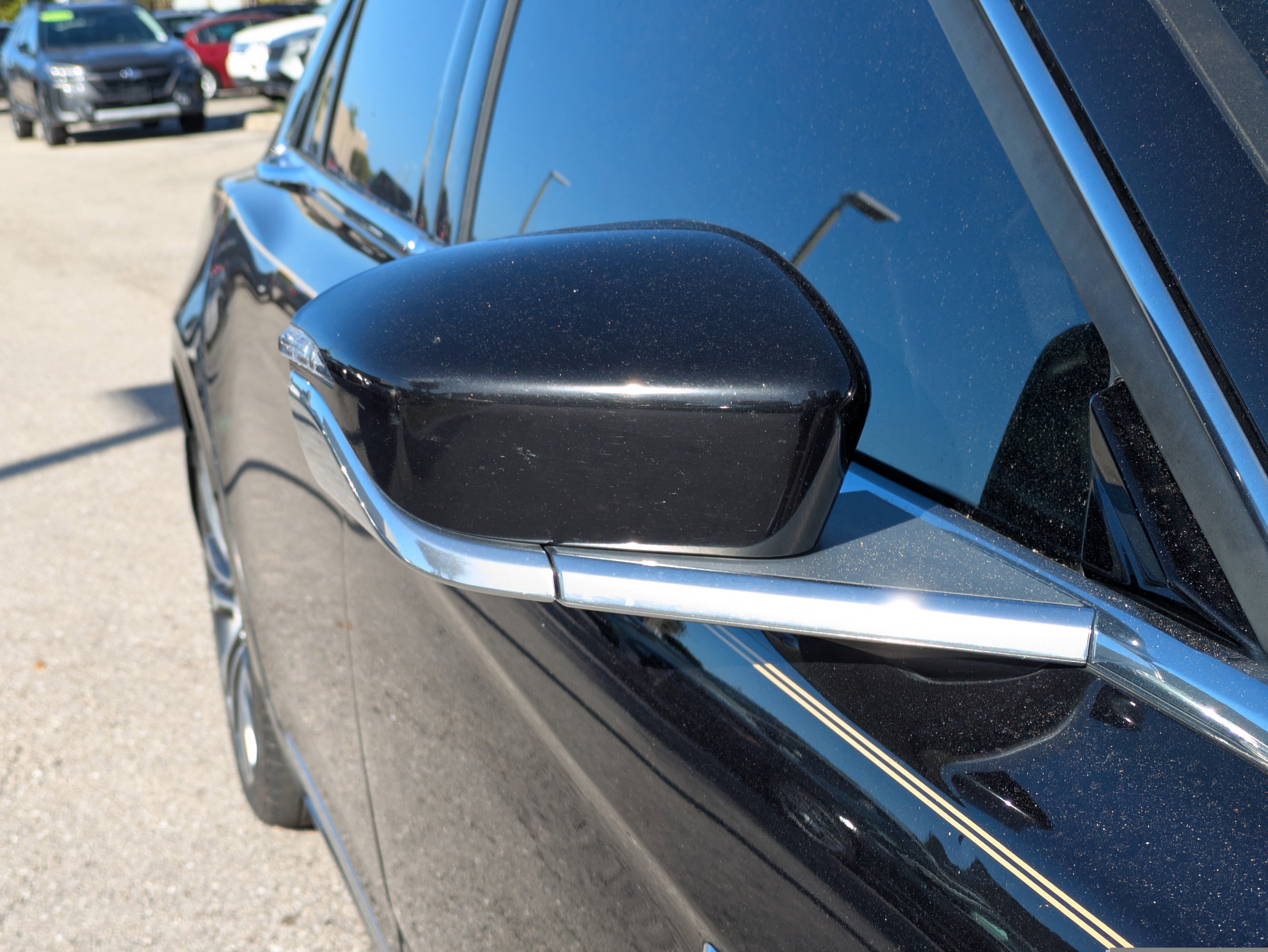 Used 2020 Lincoln Continental AWD w/ Premium Package image 12