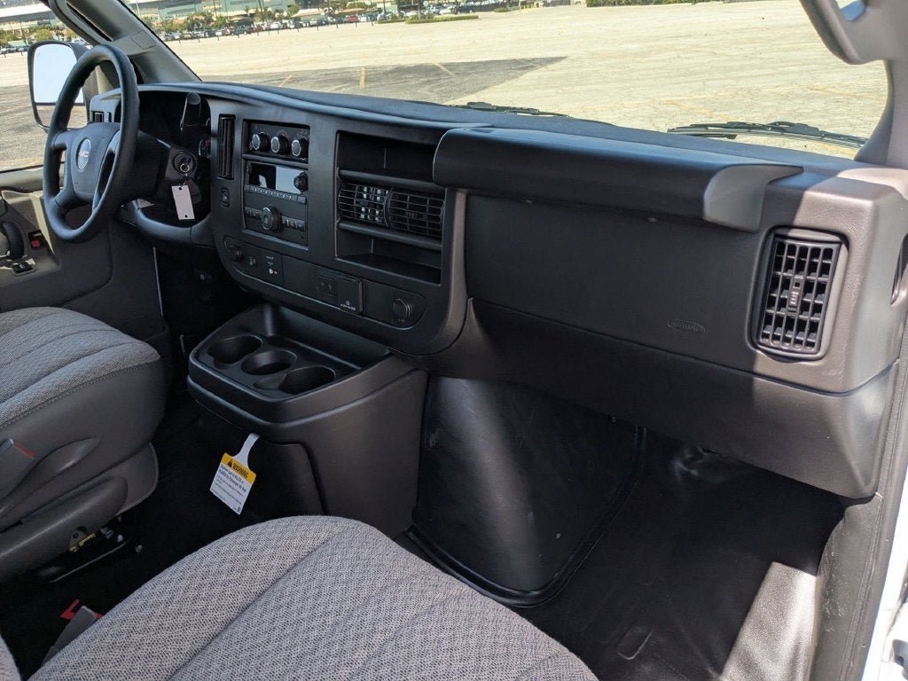 New 2026 GMC Savana 2500 w/ Driver Convenience Package RWD image 15