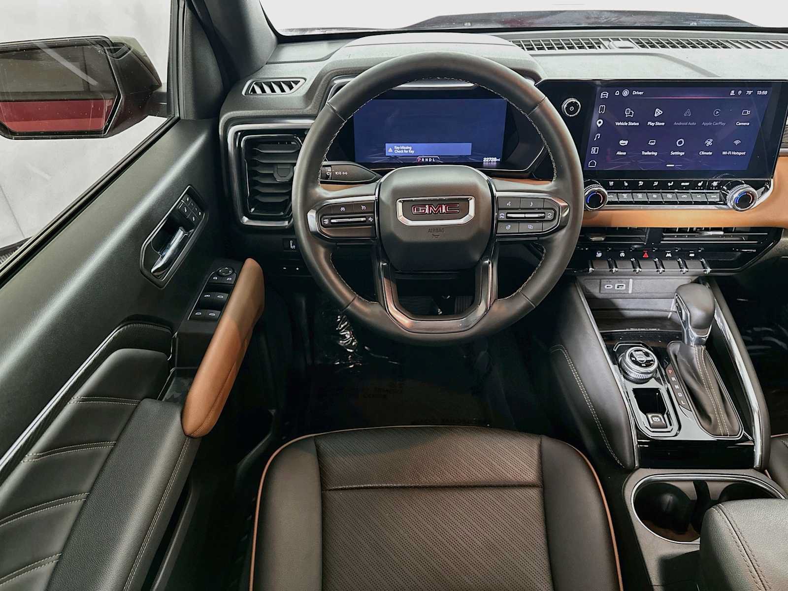 Used 2025 GMC Canyon AT4 w/ AT4 Premium Package AWD/4WD image 20