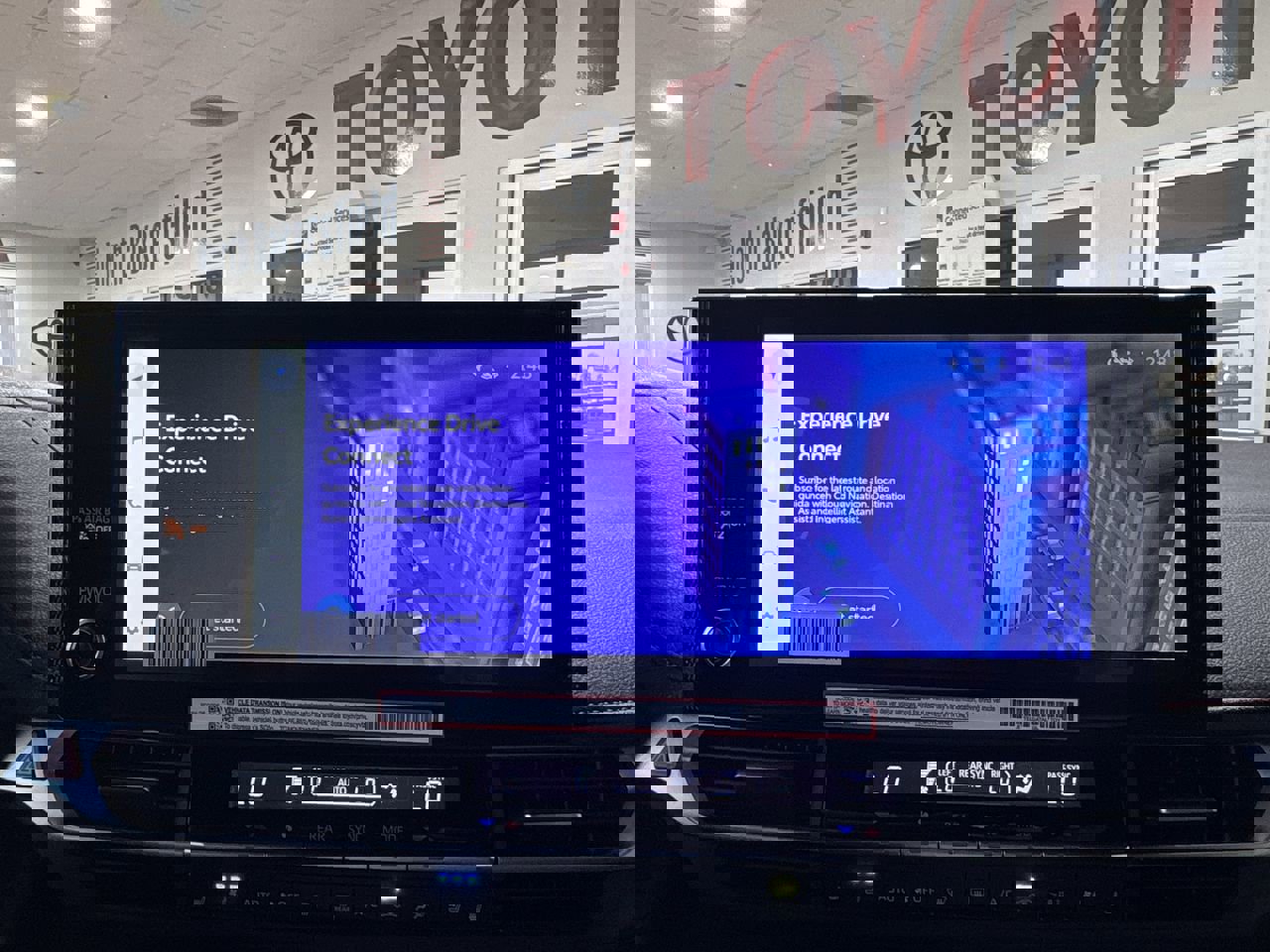 New 2025 Toyota Sienna XSE image 19