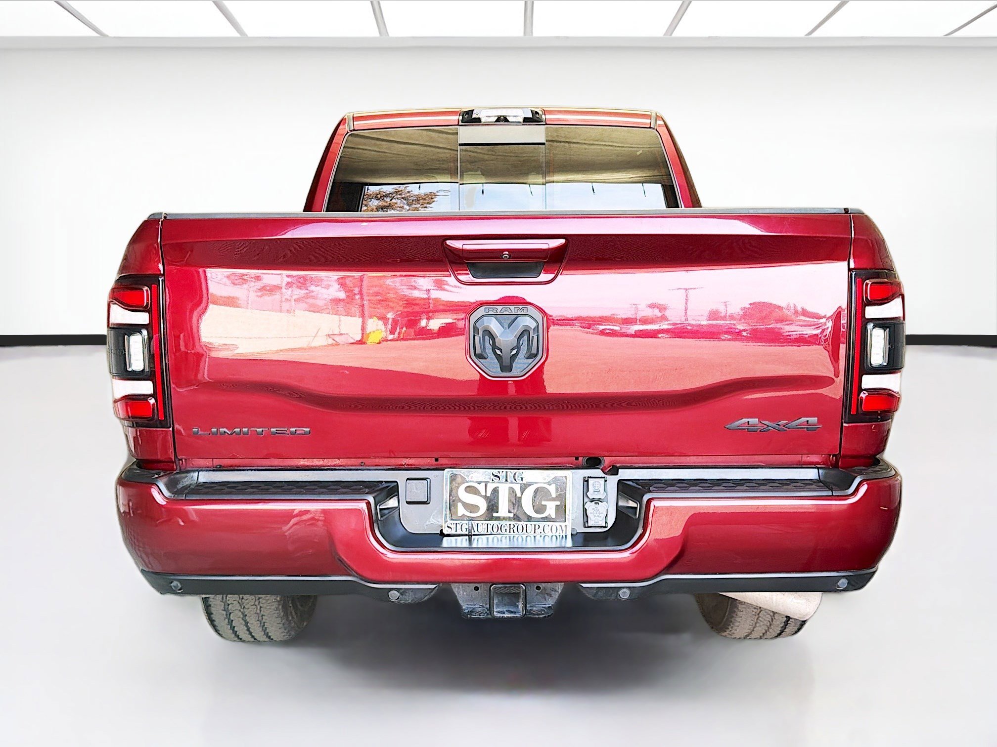 Used 2022 RAM 3500 Limited image 5