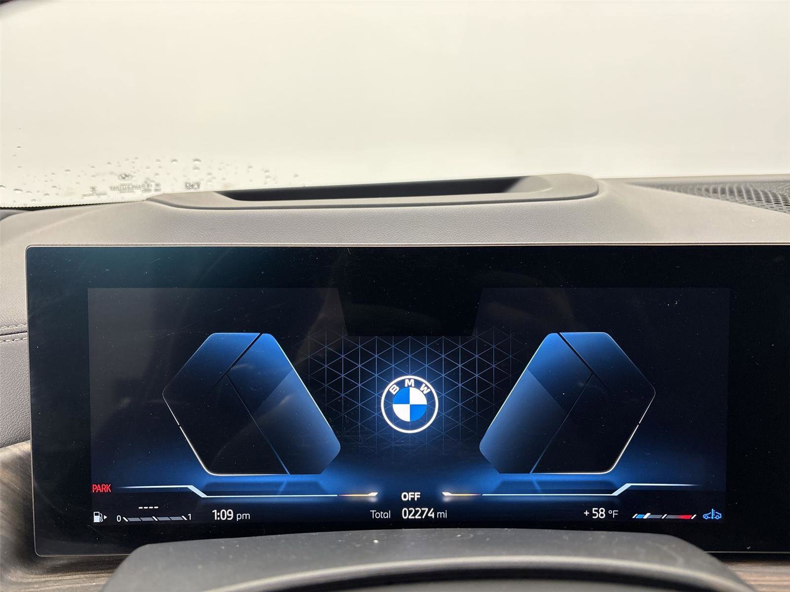 Used 2024 BMW X5 xDrive40i w/ Parking Assistance Package image 28