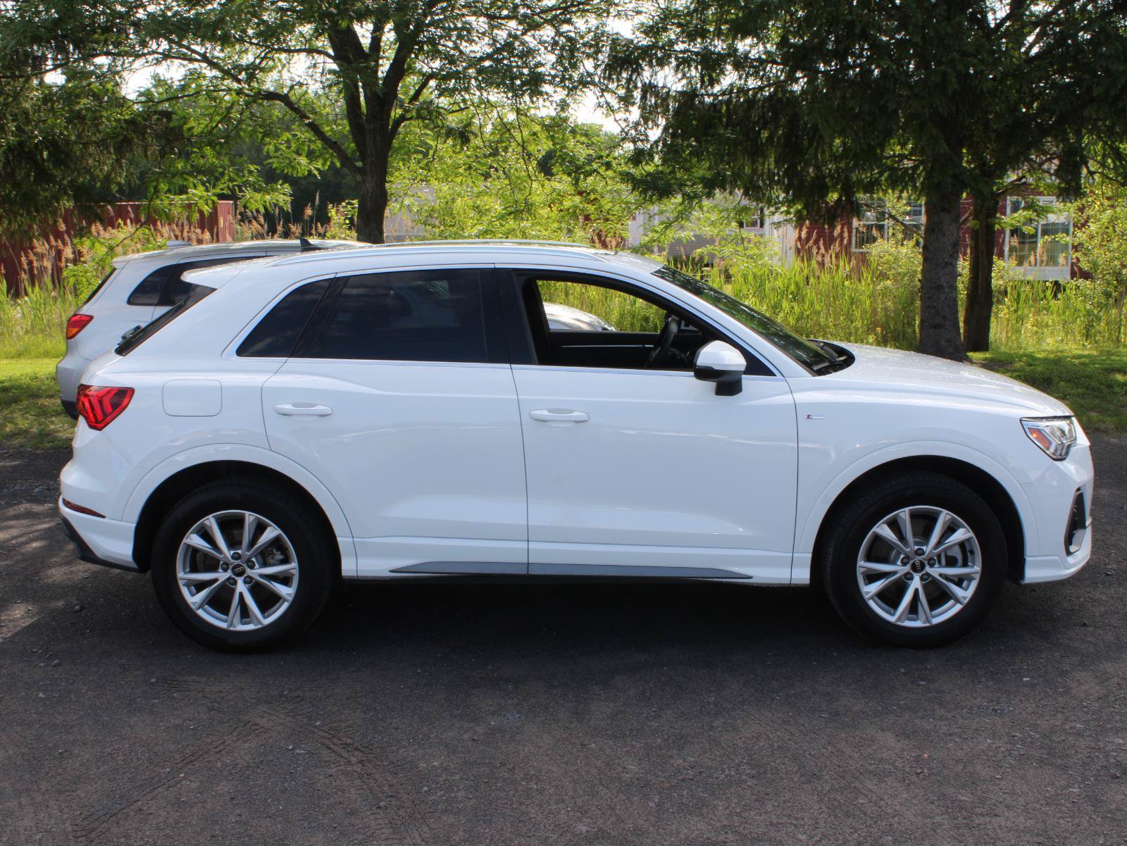 Used 2025 Audi Q3 2.0T Premium AWD/4WD image 4