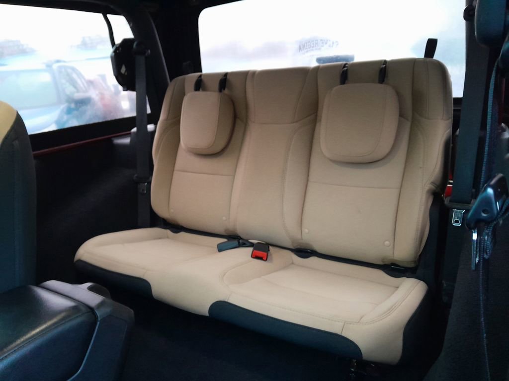 Used 2021 Jeep Wrangler Sport S image 29