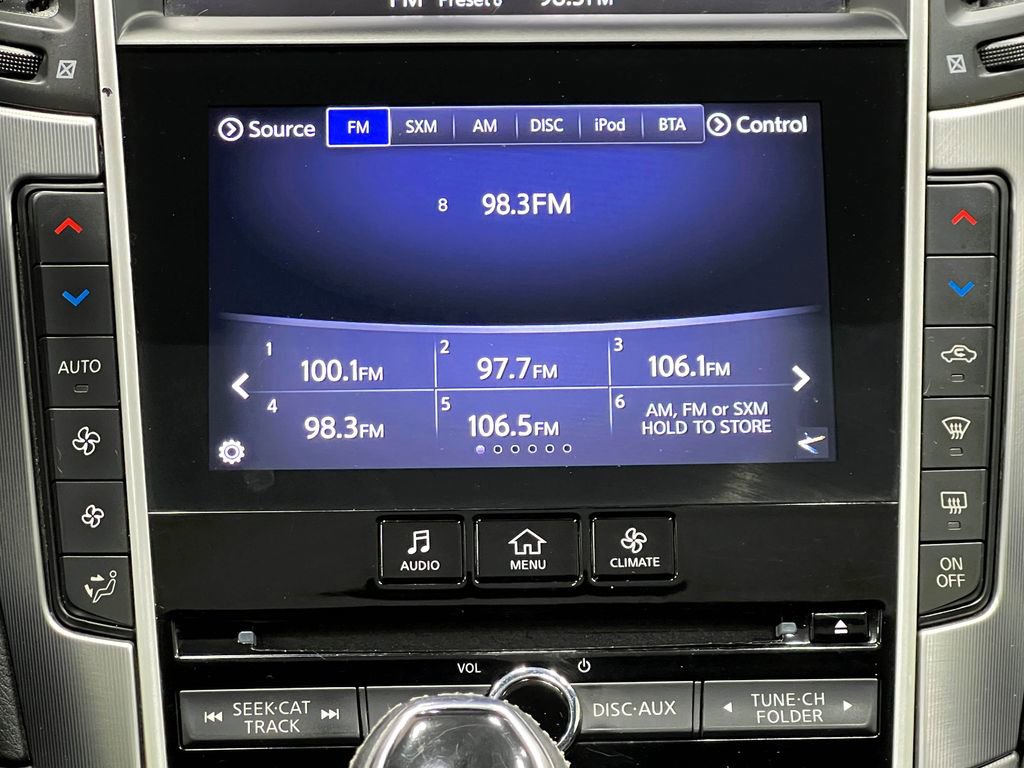 Used 2018 INFINITI Q60 3.0t Luxe RWD image 23