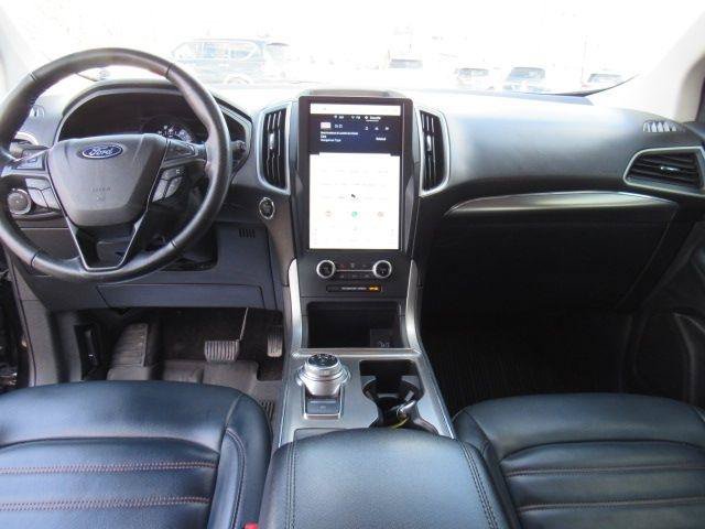 Used 2022 Ford Edge SEL w/ Sport Appearance Package AWD/4WD image 15