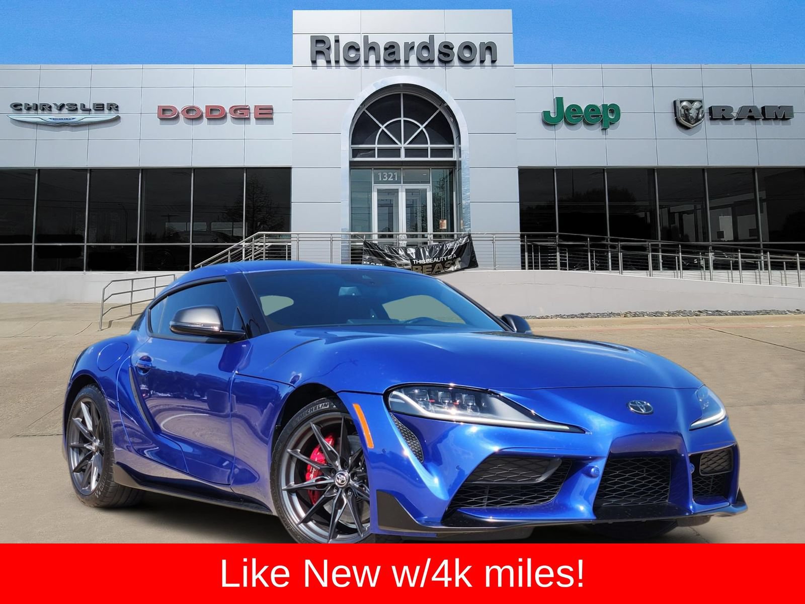Used 2025 Toyota Supra RWD image 1