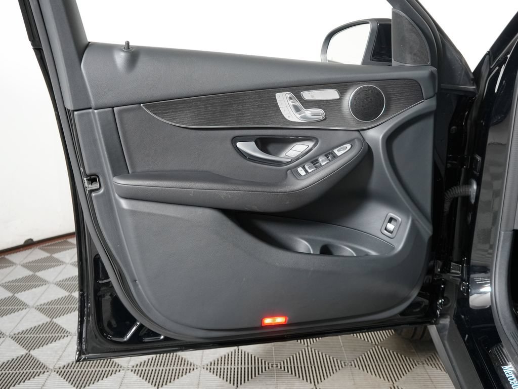 Certified 2022 Mercedes-Benz GLC 300 4MATIC image 28
