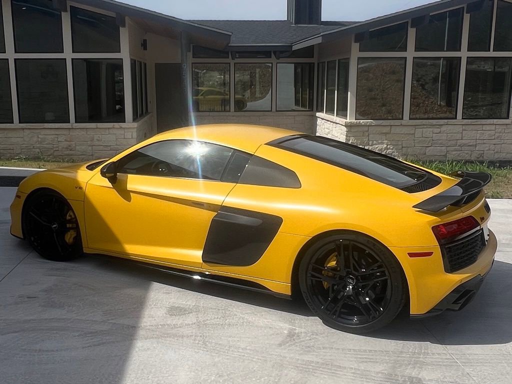 Used 2020 Audi R8 V10 performance image 4