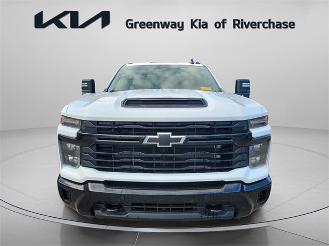 Used 2025 Chevrolet Silverado 2500 Custom w/ Custom Convenience Package image 2