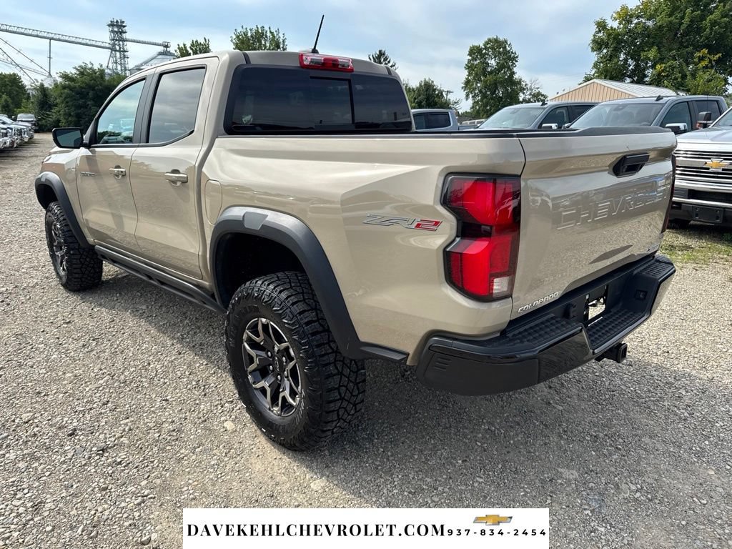Used 2024 Chevrolet Colorado ZR2 AWD/4WD image 3