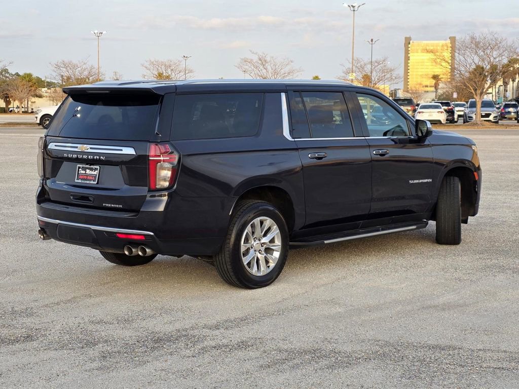 Used 2022 Chevrolet Suburban Premier RWD image 5