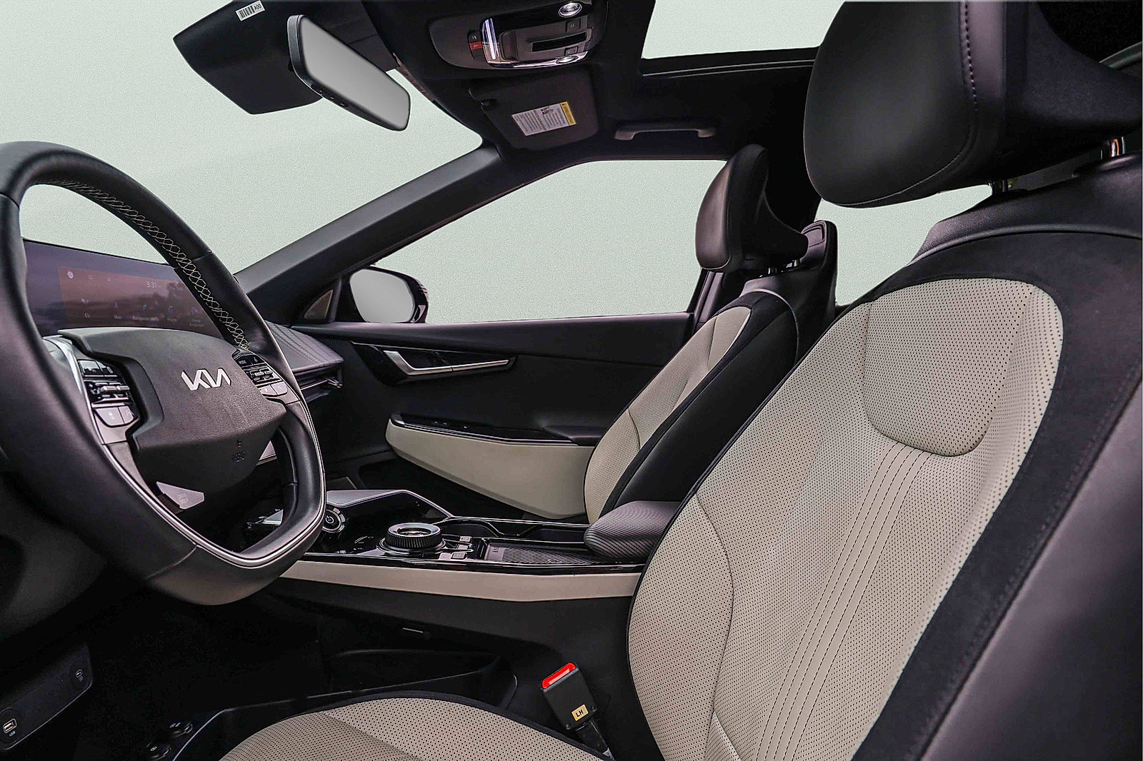 Certified 2023 Kia EV6 GT-Line w/ GT-Line White Seat Package AWD/4WD image 9