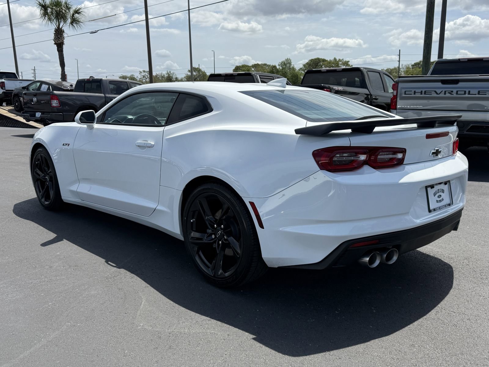 Used 2023 Chevrolet Camaro LT RWD image 6