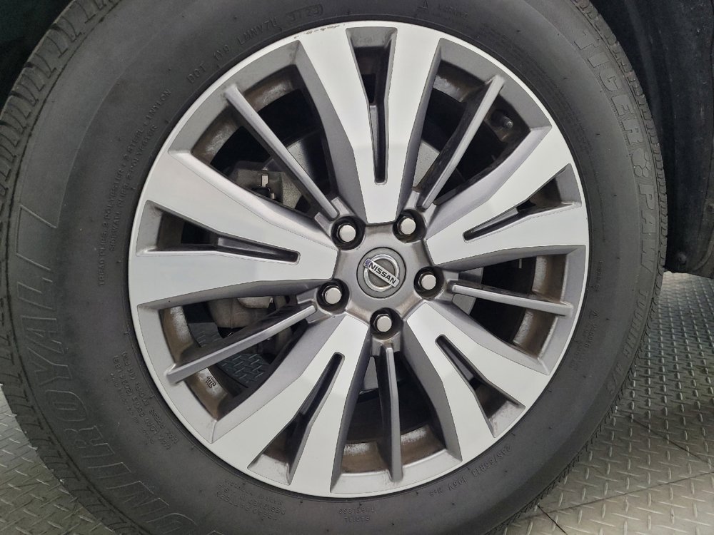Used 2020 Nissan Pathfinder SV FWD image 31
