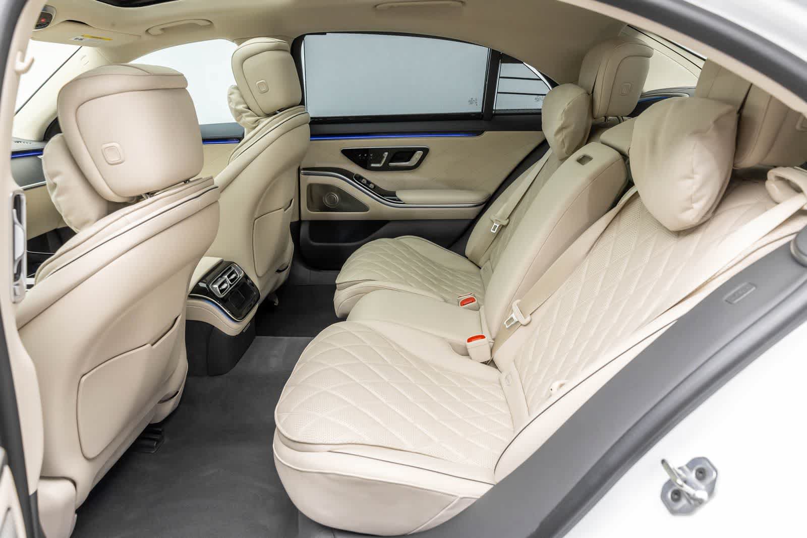 Used 2025 Mercedes-Benz S 580 4MATIC Sedan image 12