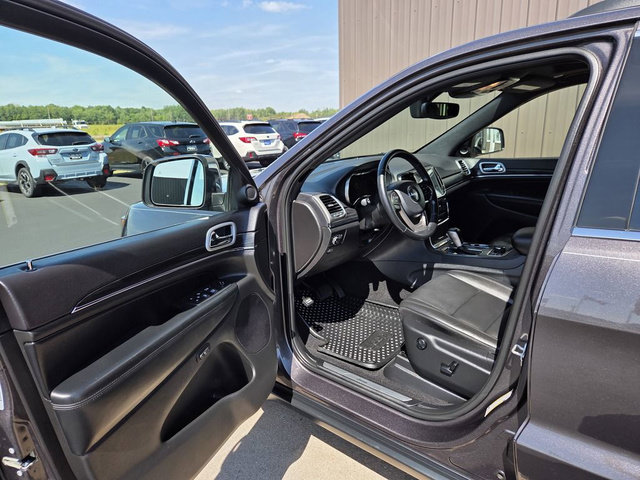 Used 2020 Jeep Grand Cherokee Limited w/ Premium Lighting Group AWD/4WD image 19