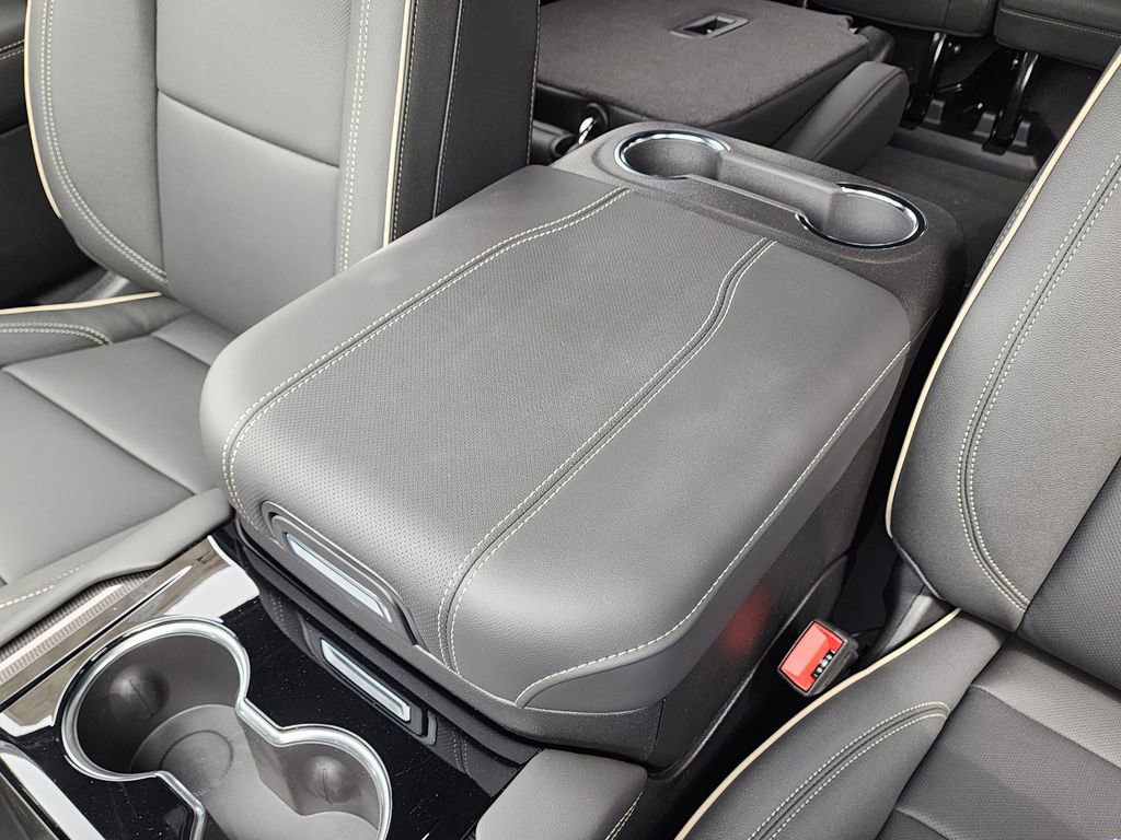 New 2026 GMC Yukon Elevation AWD/4WD image 35