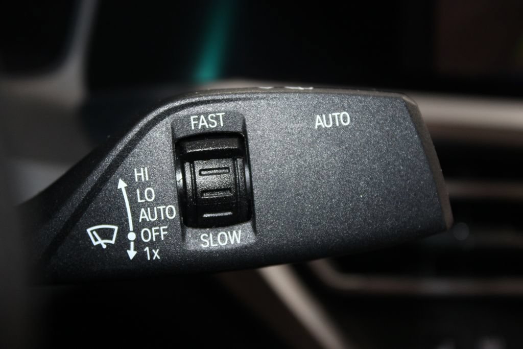 Used 2021 BMW 430i Coupe w/ M Sport Package RWD image 24