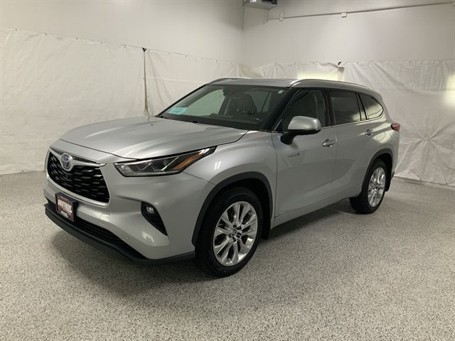 Used 2020 Toyota Highlander Limited AWD/4WD image 2