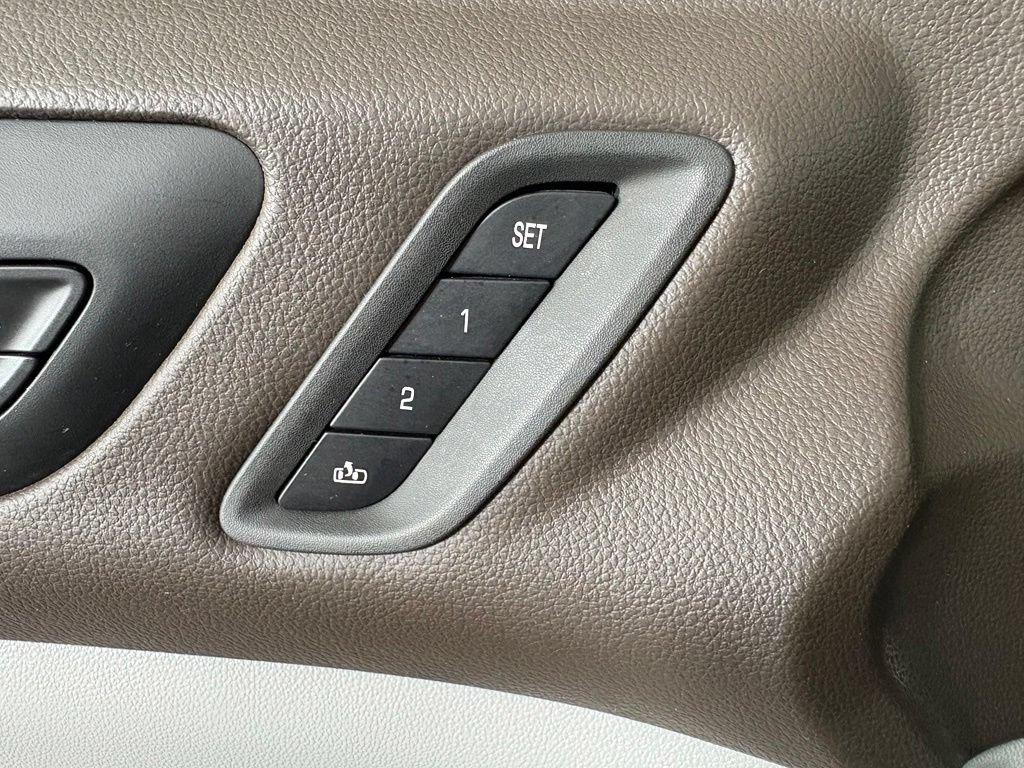 Used 2019 GMC Acadia SLT FWD image 17
