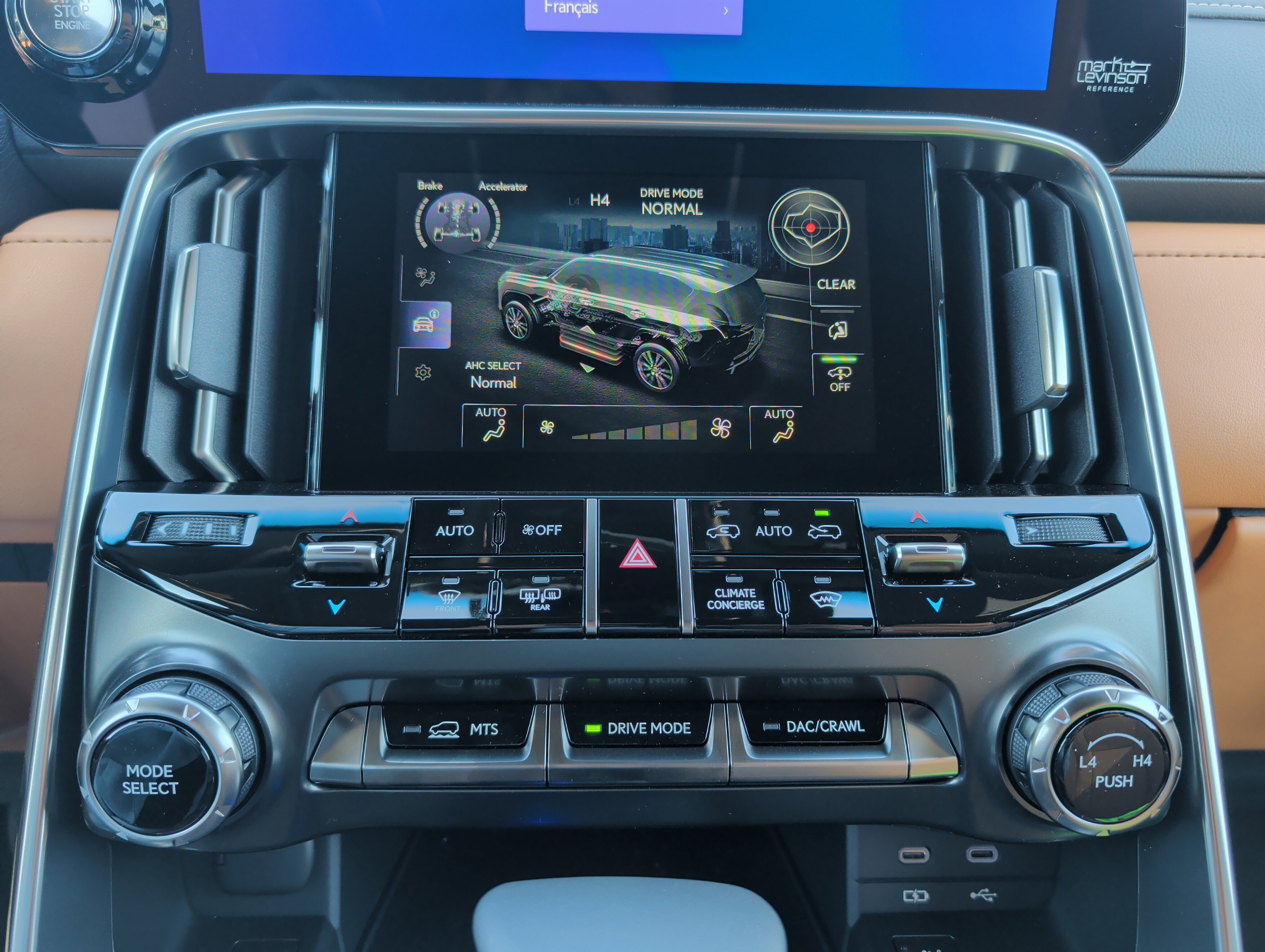 New 2026 Lexus LX 600 4WD w/ Luxury Package image 18