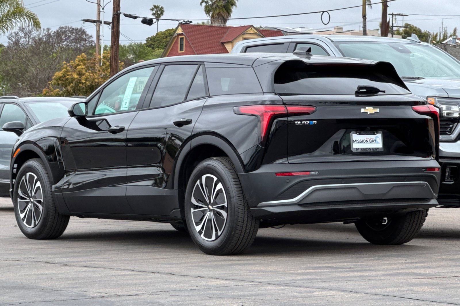 New 2025 Chevrolet Blazer EV LT image 6