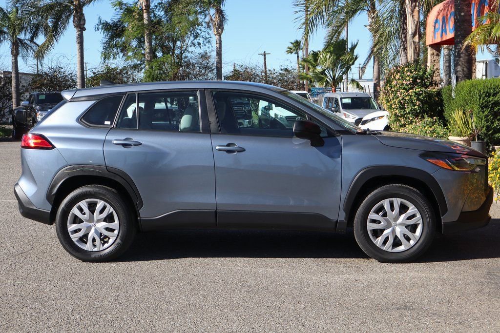 Used 2022 Toyota Corolla Cross L image 10