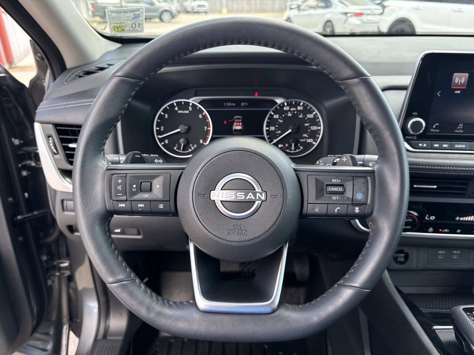 Used 2024 Nissan Rogue SV w/ SV Premium Package image 22