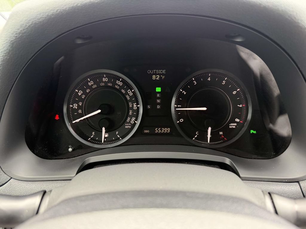 Used 2010 Lexus IS 350C RWD image 28