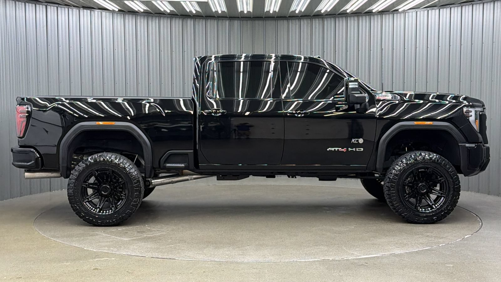 Used 2026 GMC Sierra 2500 AT4 AWD/4WD image 6