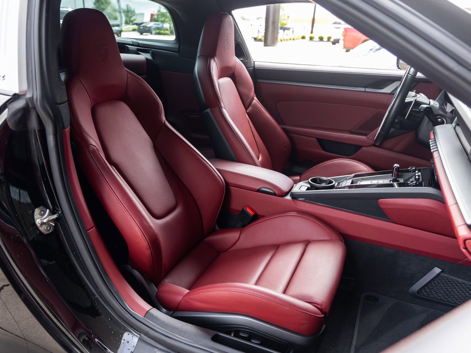 Certified 2024 Porsche 911 Targa 4S image 42