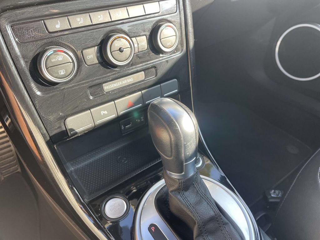 Used 2019 Volkswagen Beetle 2.0T Final Edition SEL FWD image 30