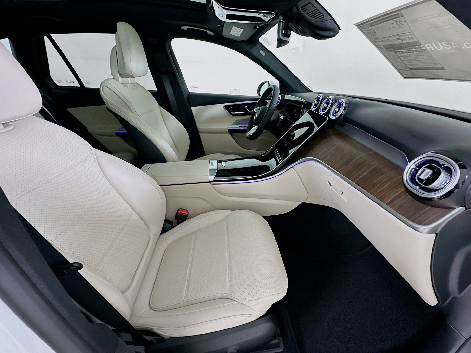 New 2026 Mercedes-Benz GLC 300 image 31