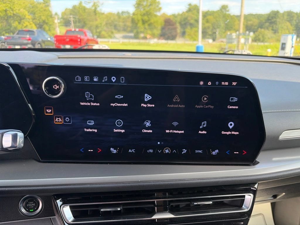 Used 2026 Chevrolet Traverse LT AWD/4WD image 24